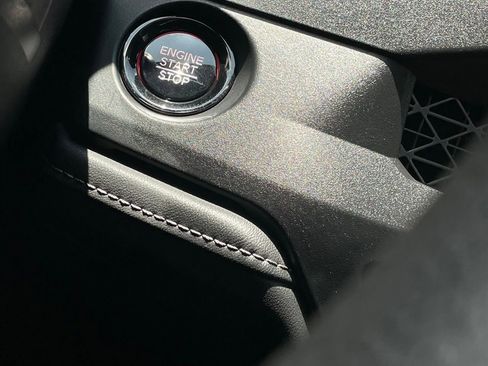 Used 2025 Honda Accord SE image 17