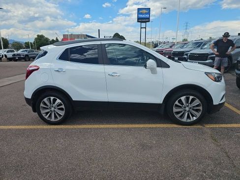 Used 2019 Buick Encore Preferred FWD image 2