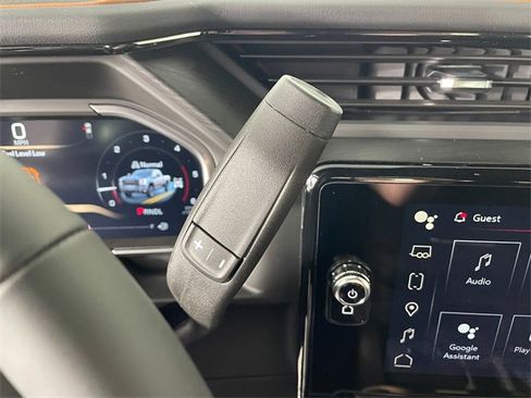 New 2026 GMC Sierra 2500 AT4 w/ AT4 Premium Plus Package image 8