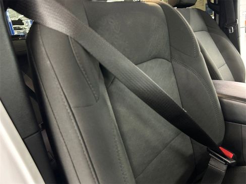 Used 2023 Jeep Wrangler Sport S image 26