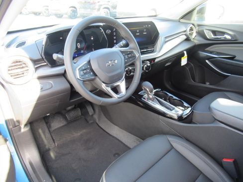 New 2026 Chevrolet Trax ACTIV w/ Driver Confidence Package FWD image 14
