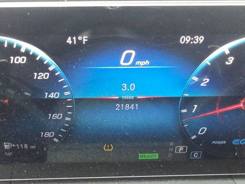 Used 2023 Mercedes-Benz GLE 53 AMG 4MATIC image 30