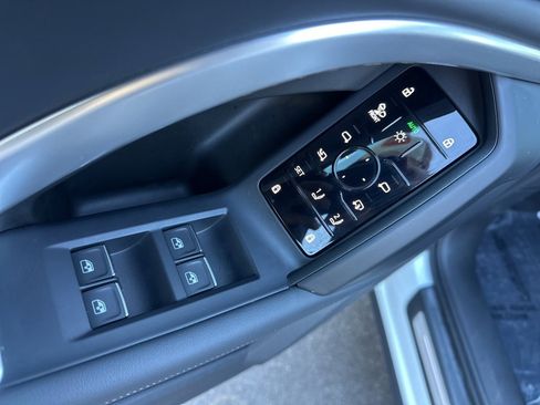 Used 2025 Audi Q5 Premium Plus w/ Premium Plus image 21