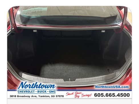 Used 2016 Chevrolet Malibu LT FWD image 23