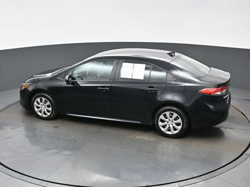 Used 2024 Toyota Corolla LE FWD image 34