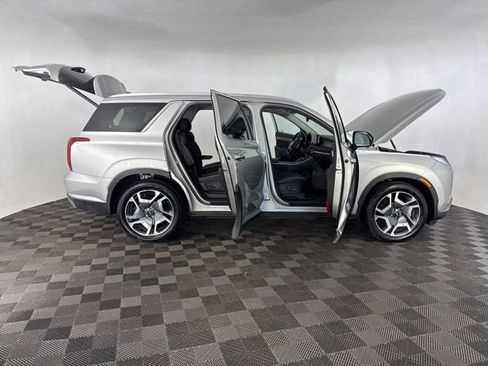 Used 2025 Hyundai Palisade SEL FWD image 18