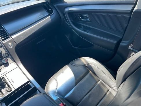 Used 2012 Ford Taurus SEL FWD image 11