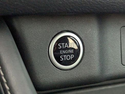 Used 2023 Nissan Rogue SL w/ SL Premium Package image 28