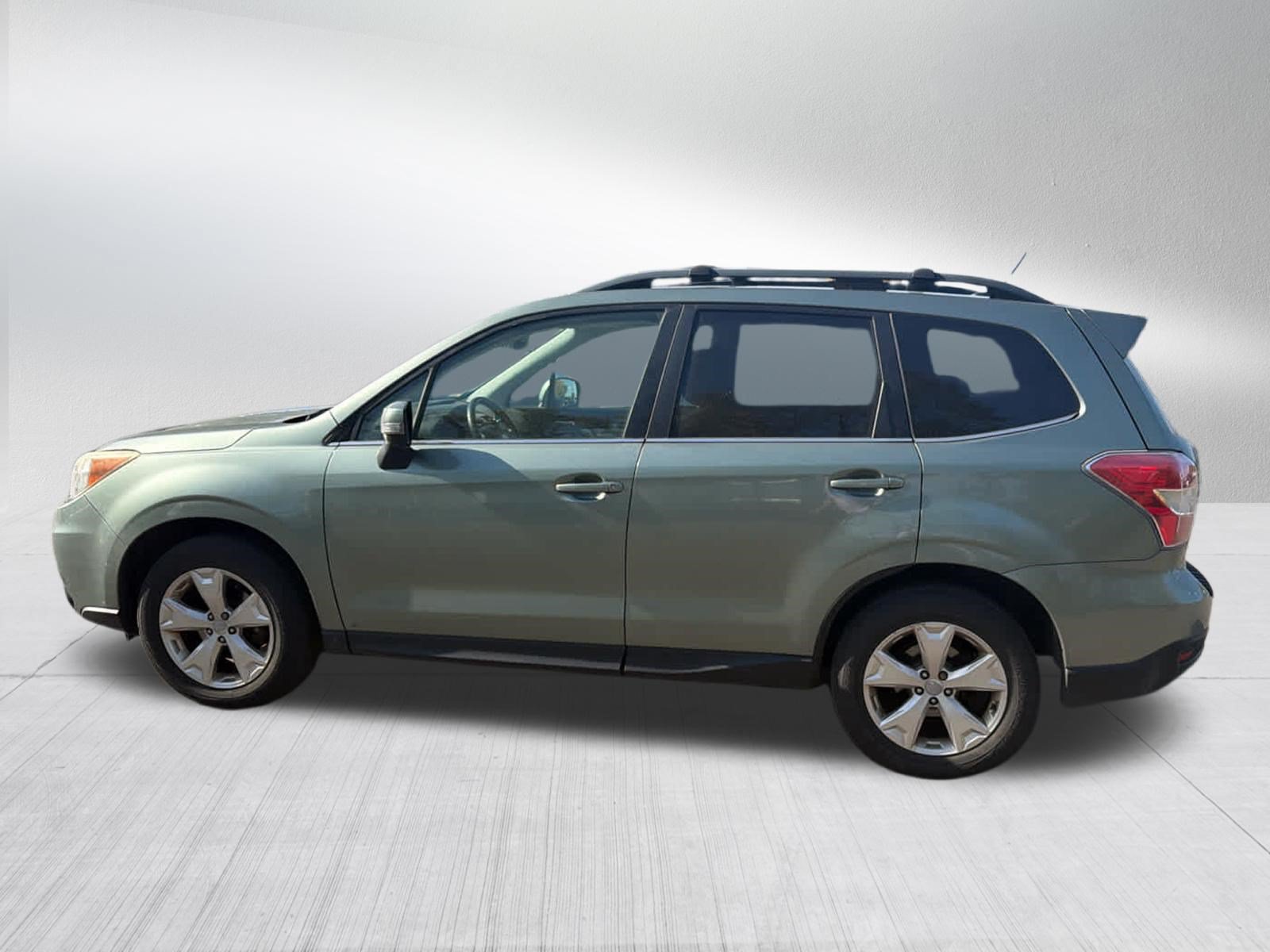 Used 2014 Subaru Forester 2.5i Touring AWD/4WD image 7