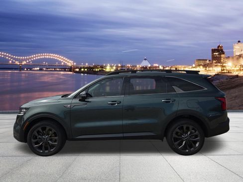 Used 2022 Kia Sorento SX Prestige w/ Rust Color Package AWD/4WD image 2