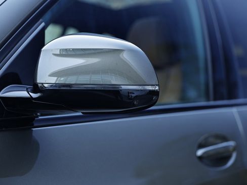 New 2026 BMW X5 xDrive40i w/ M Sport Package image 11