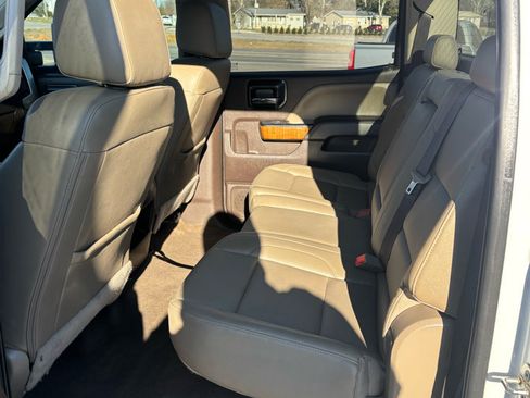 Used 2018 GMC Sierra 3500 SLT w/ Duramax Plus Package image 10