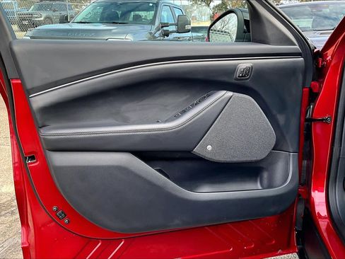 Used 2024 Ford Mustang Mach-E Premium image 22