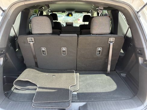 Certified 2024 Honda Pilot Sport image 27