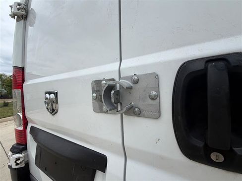 Used 2017 RAM ProMaster 2500 FWD image 10