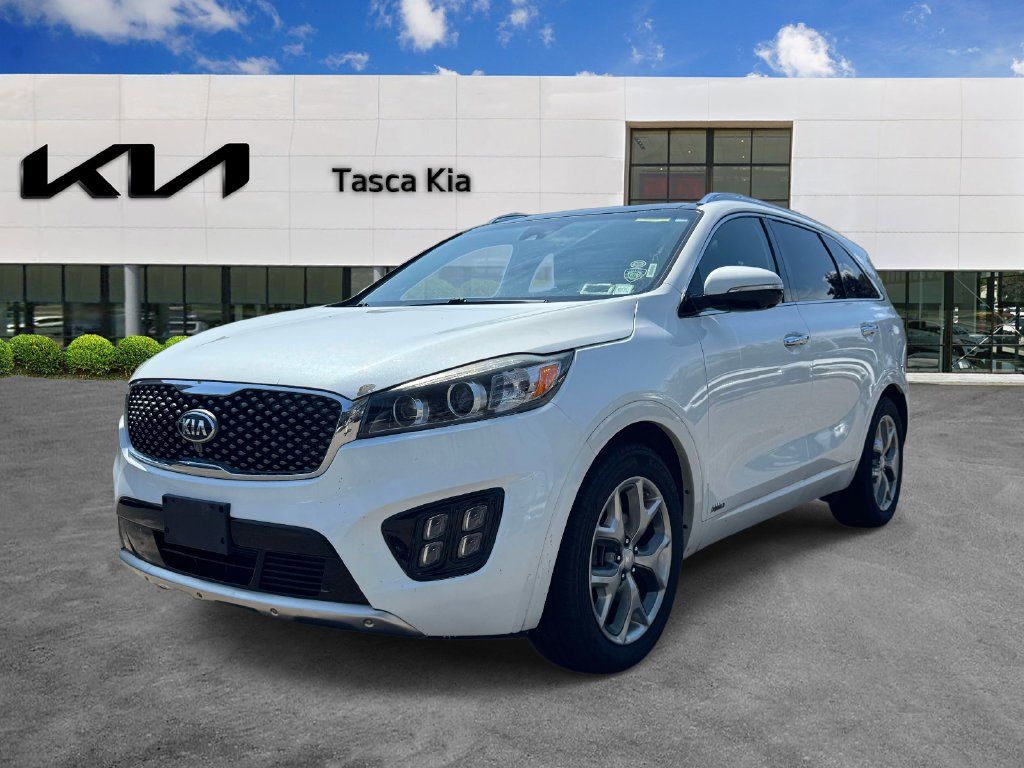 Used 2016 Kia Sorento SX w/ SXL Technology Package AWD/4WD image 3