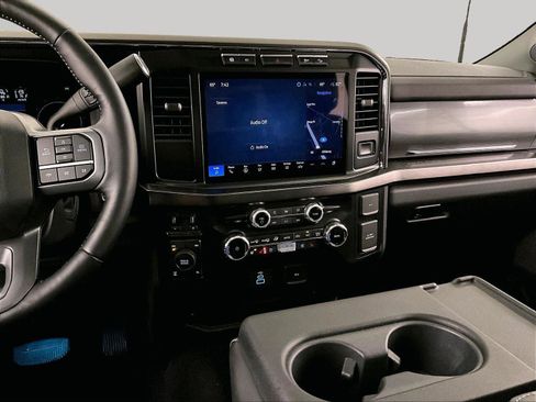 Used 2024 Ford F250 Lariat w/ Sport Appearance Package AWD/4WD image 6
