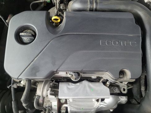 Used 2024 Chevrolet Malibu LS FWD image 30