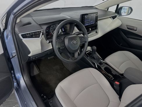 Used 2022 Toyota Corolla LE FWD image 9