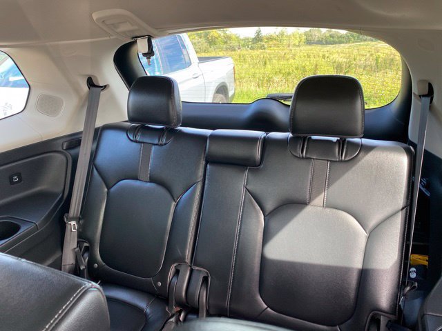 Used 2023 Honda Pilot Touring image 17