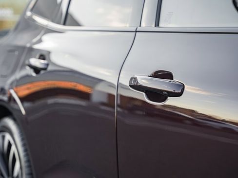 New 2026 Volvo XC60 B5 Ultra w/ Protection Package Premier image 16