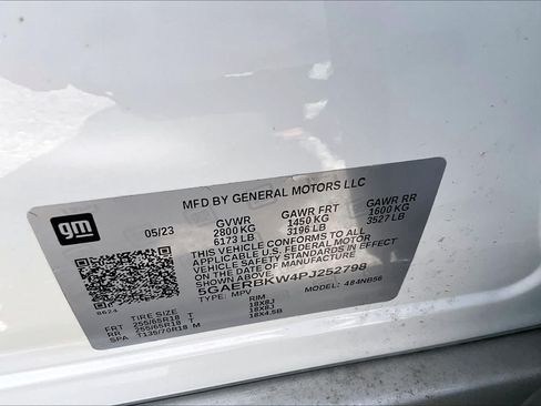 Used 2023 Buick Enclave Essence FWD image 35