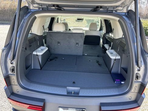 New 2026 Hyundai Santa Fe SE AWD/4WD image 13