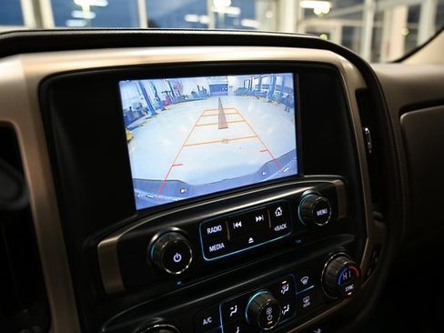 Used 2017 GMC Sierra 1500 Denali w/ Denali Ultimate Package image 18