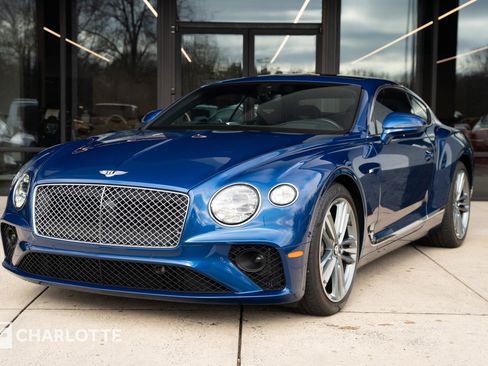 Used 2021 Bentley Continental GT image 8