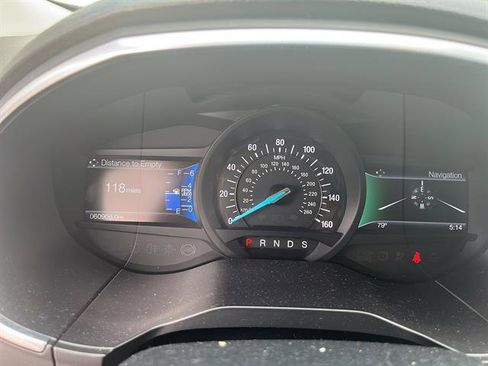 Used 2017 Ford Edge Titanium w/ Technology Package image 7