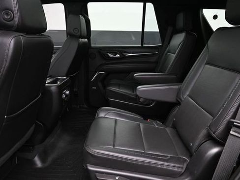 Used 2022 GMC Yukon Denali AWD/4WD image 13