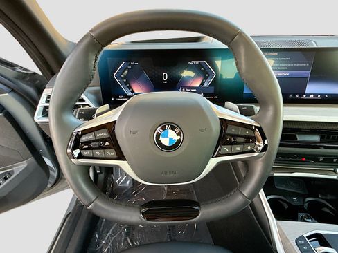 Used 2025 BMW 330i Sedan image 40