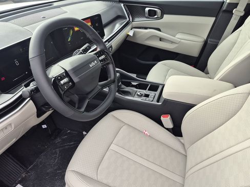 New 2026 Kia Sorento S image 10