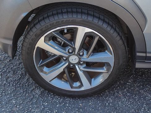Used 2018 Hyundai Kona Limited FWD image 11