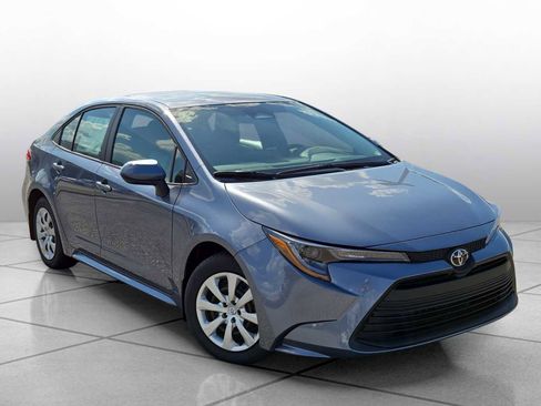 New 2026 Toyota Corolla LE image 2