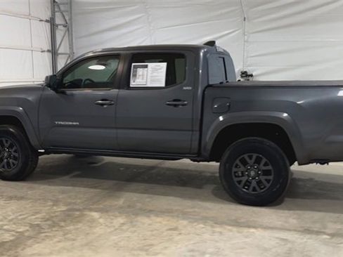 Used 2023 Toyota Tacoma SR5 image 6