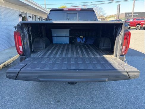 Used 2023 GMC Sierra 1500 SLT w/ SLT Premium Package image 6