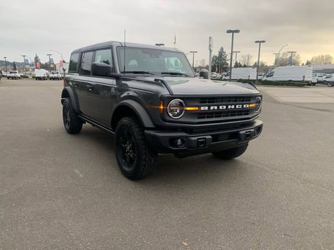 New 2025 Ford Bronco Big Bend w/ Black Diamond Package image 8