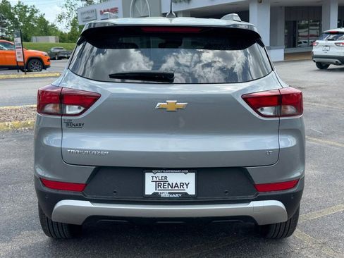 Used 2023 Chevrolet TrailBlazer LT w/ Convenience Package FWD image 5