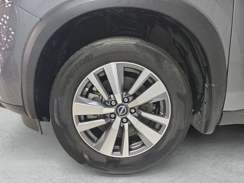 Used 2023 Nissan Pathfinder SL w/ Lighting Package (N92) image 23