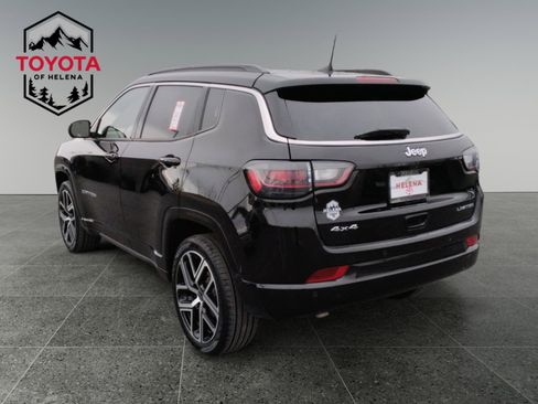 Used 2025 Jeep Compass Limited w/ Elite Group image 3