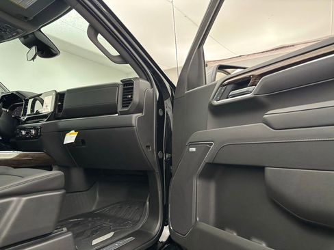 New 2026 GMC Sierra 1500 Elevation w/ Elevation Premium Package image 33