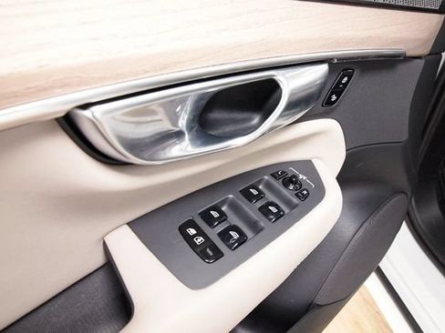 Certified 2026 Volvo XC90 B6 Plus AWD/4WD image 11
