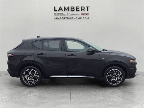 Used 2024 Alfa Romeo Tonale Ti image 6