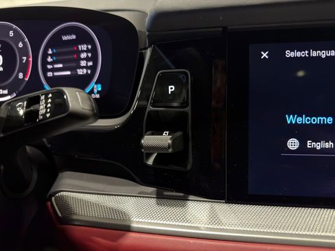 Used 2026 Porsche Cayenne S image 12