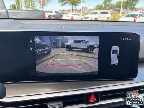 Used 2024 Kia Sorento S FWD image 64