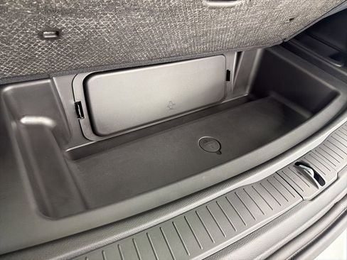 New 2026 Jeep Grand Cherokee L Limited image 10