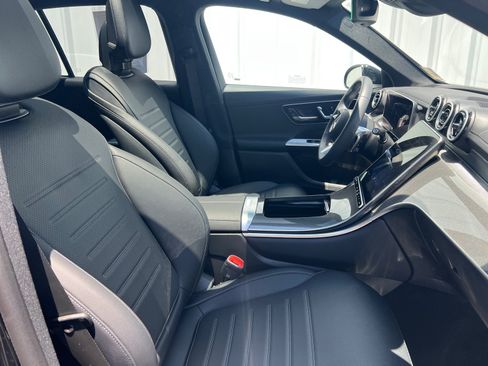 Used 2026 Mercedes-Benz GLC 300 4MATIC image 20