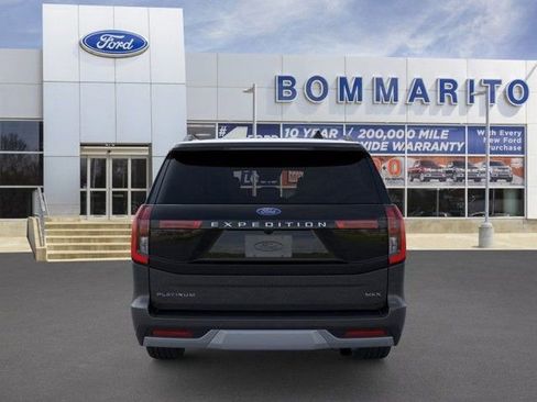 New 2025 Ford Expedition Max Platinum w/ Driver's Package image 5