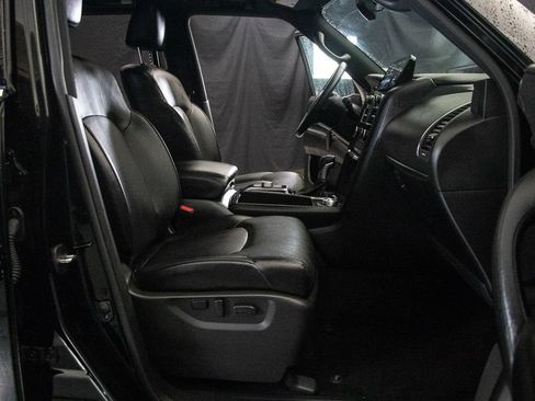 Used 2023 Nissan Armada SL w/ Midnight Edition Package AWD/4WD image 17